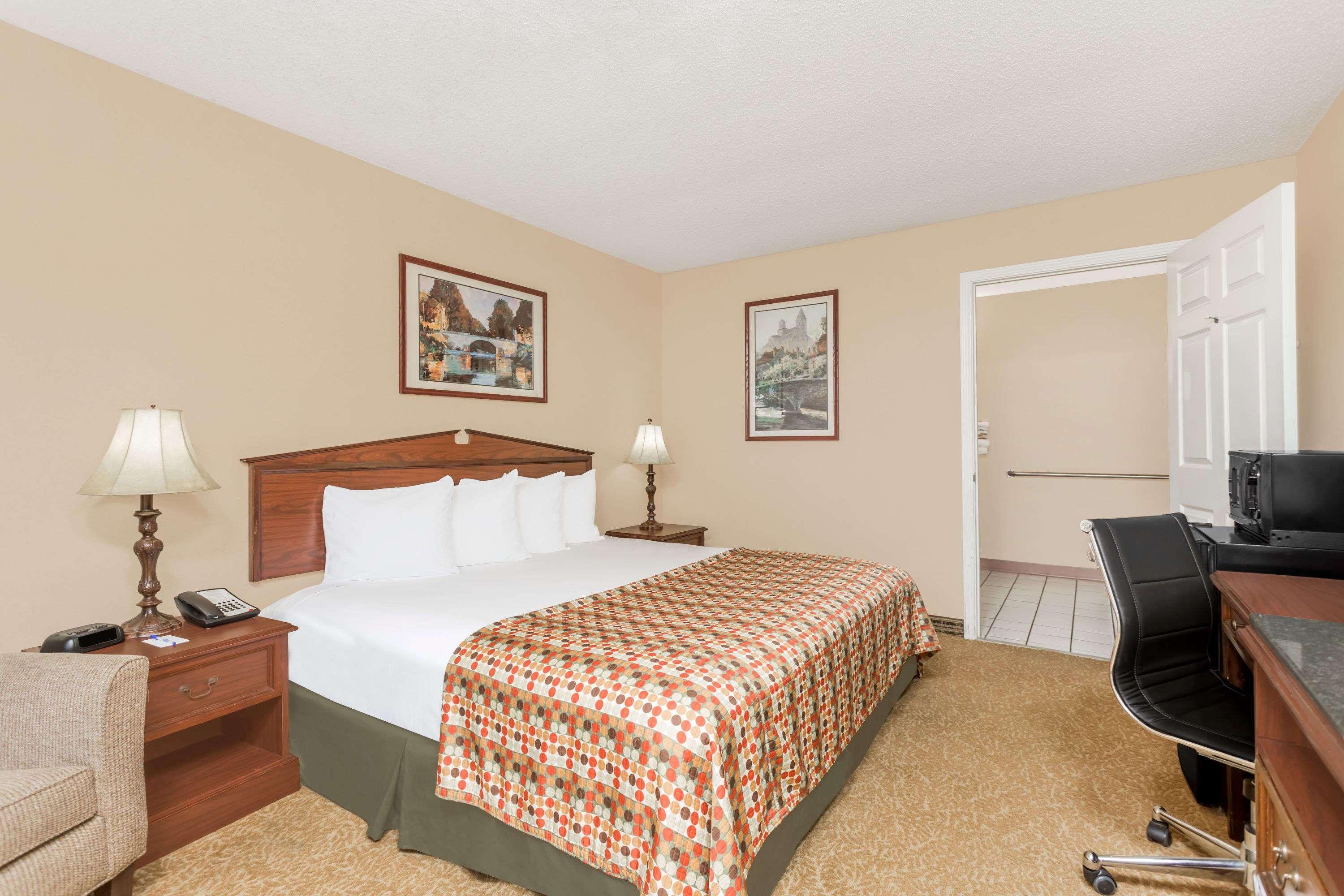 Baymont By Wyndham Anderson Clemson Hotell Eksteriør bilde